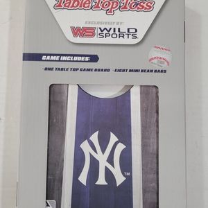 NY YANKEES MLB Table Top Toss Small Corn Hole Game Brand New